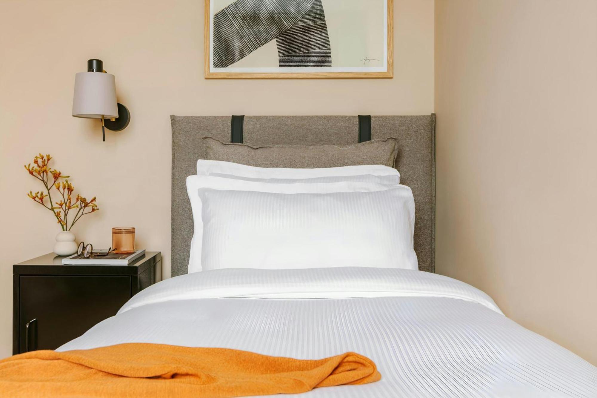 Sonder By Marriott Bonvoy The Bard Apartments Fitzrovia Лондон Екстер'єр фото